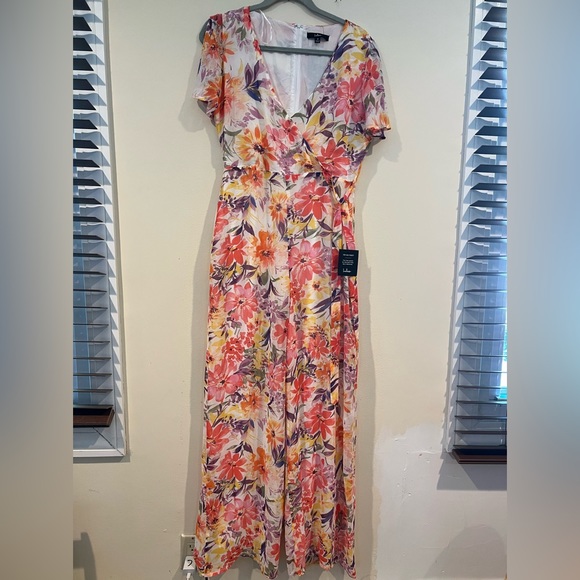 Petal Princess Cream Multi Floral Wide-Leg Jumpsuit - Picture 2 of 6